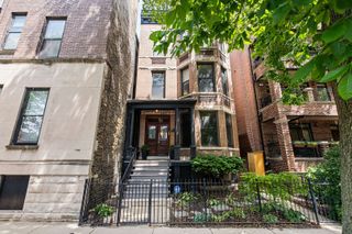 3551 N Reta Avenue 2, Chicago, IL 60657