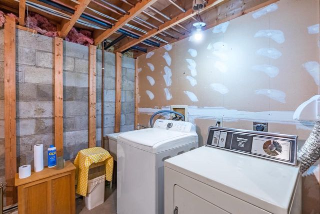 2180 BLUEJAY LANE, Kronenwetter, WI 54455