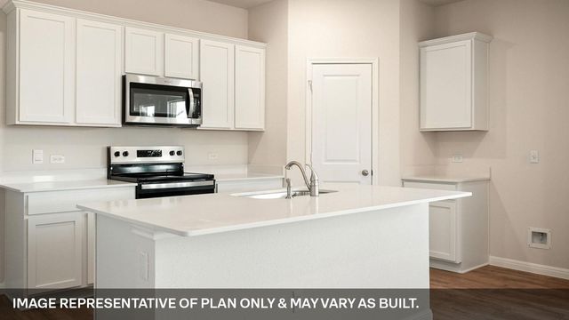 205 Rock Springs DR, Marble Falls, TX 78654