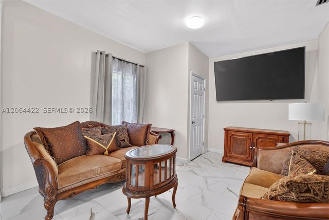 13405 SW 199th Ave, Miami, FL 33196