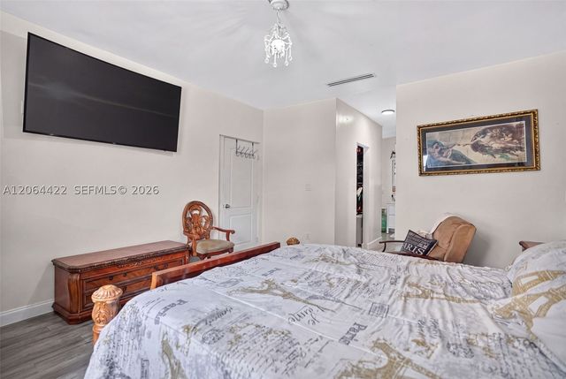 13405 SW 199th Ave, Miami, FL 33196