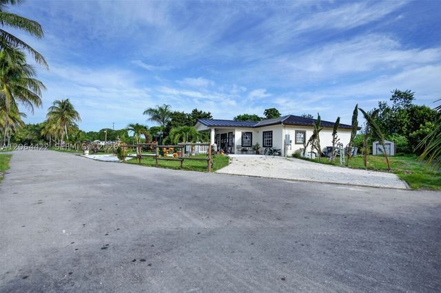 13405 SW 199th Ave, Miami, FL 33196