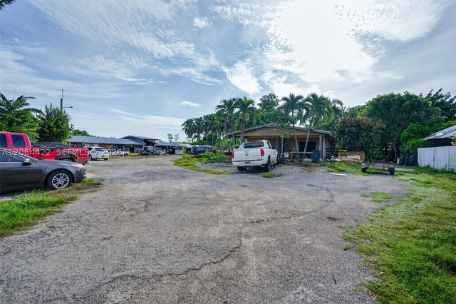 13405 SW 199th Ave, Miami, FL 33196