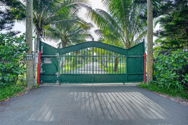 13405 SW 199th Ave, Miami, FL 33196