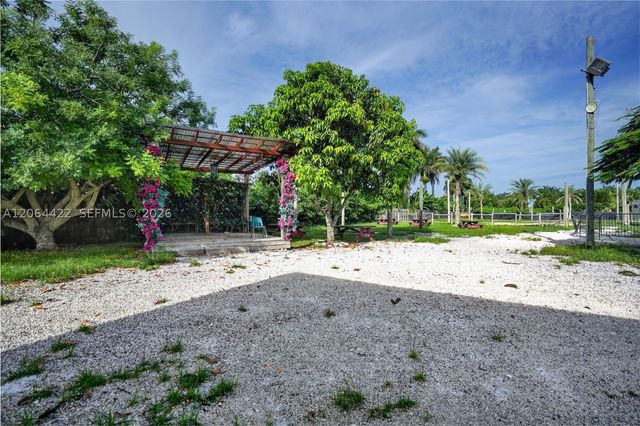 13405 SW 199th Ave, Miami, FL 33196