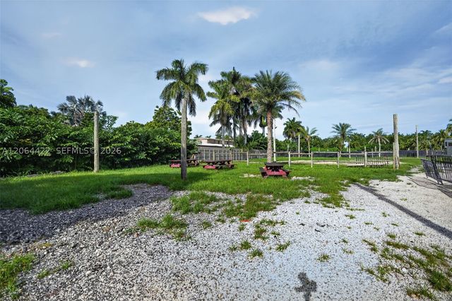13405 SW 199th Ave, Miami, FL 33196