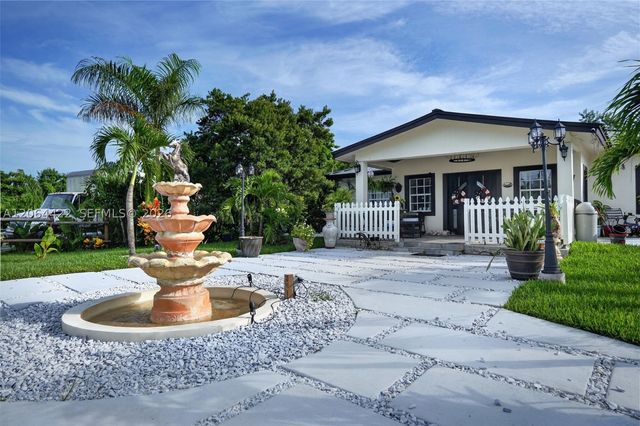 13405 SW 199th Ave, Miami, FL 33196