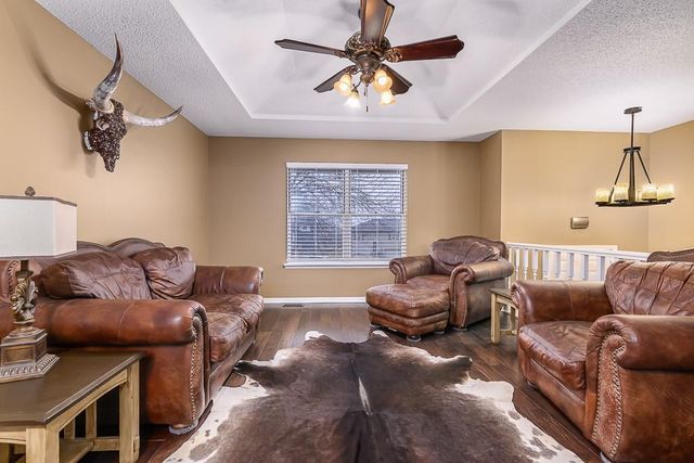 3203 N 157th Terrace, Basehor, KS 66007