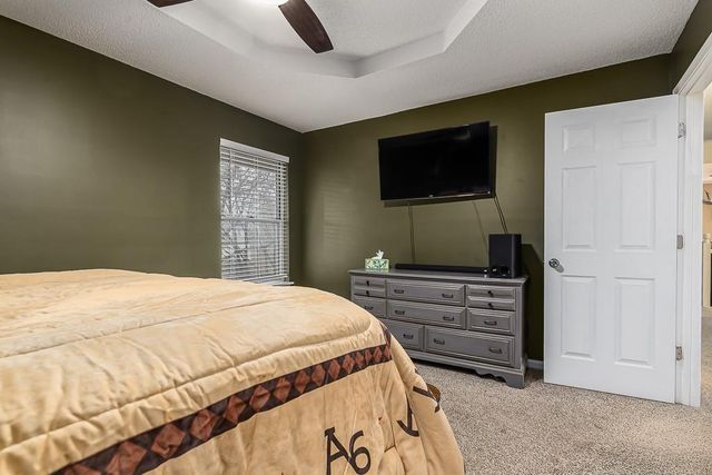 3203 N 157th Terrace, Basehor, KS 66007