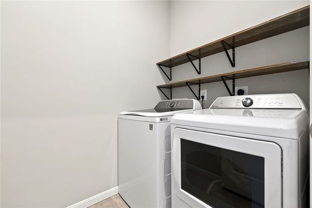 187 Brooke Parke Avenue, Brookville, OH 45309