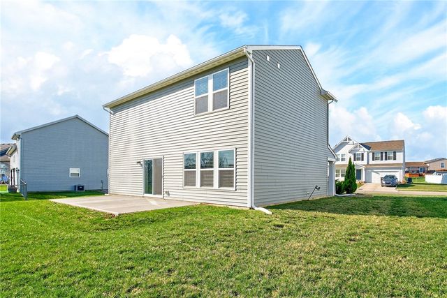 187 Brooke Parke Avenue, Brookville, OH 45309