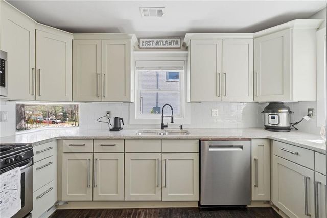 1655 Glenwood Avenue SE, Atlanta, GA 30316