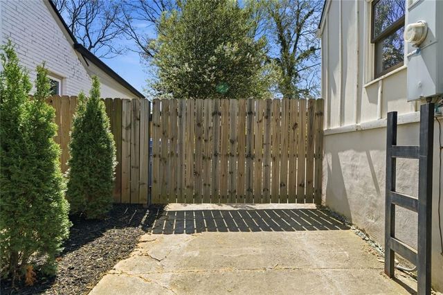 1655 Glenwood Avenue SE, Atlanta, GA 30316