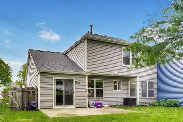 1240 Huntington Drive, Mundelein, IL 60060