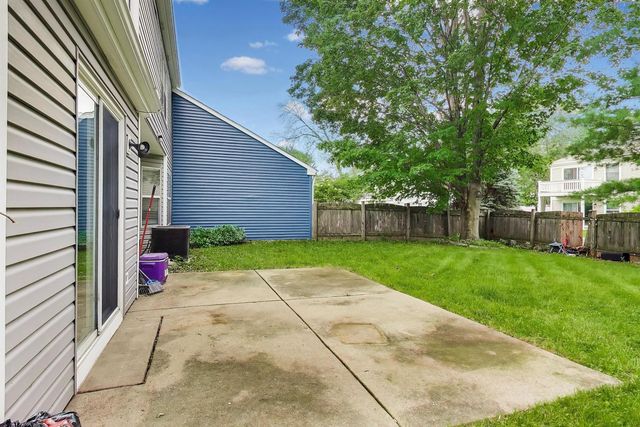 1240 Huntington Drive, Mundelein, IL 60060