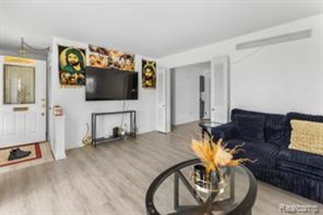 26705 Rouge River Drive, Dearborn Heights, MI 48127