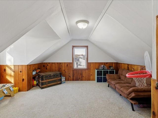 3533 27th Place, Des Moines, IA 50310