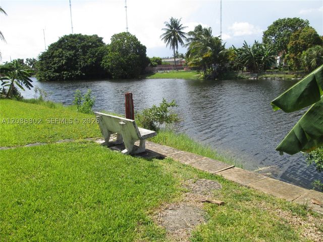 15 NW 204th St 17, Miami Gardens, FL 33169