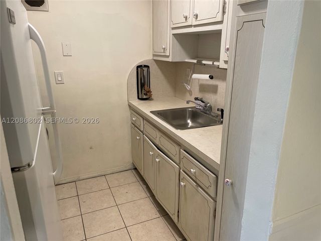 15 NW 204th St 17, Miami Gardens, FL 33169