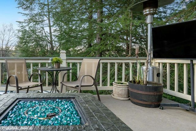 14931 Sun Forest Dr, Penn Valley, CA 95946