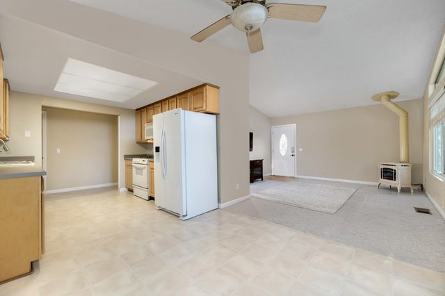 14931 Sun Forest Dr, Penn Valley, CA 95946