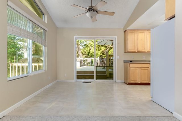 14931 Sun Forest Dr, Penn Valley, CA 95946