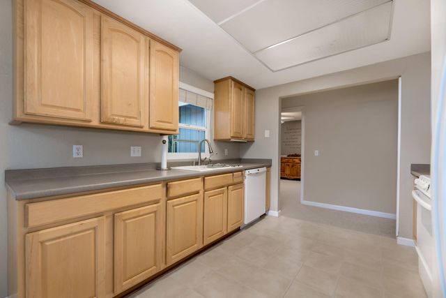 14931 Sun Forest Dr, Penn Valley, CA 95946