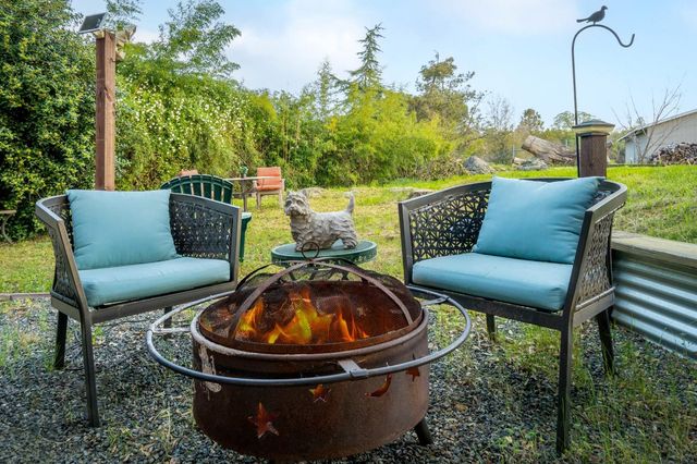 14931 Sun Forest Dr, Penn Valley, CA 95946