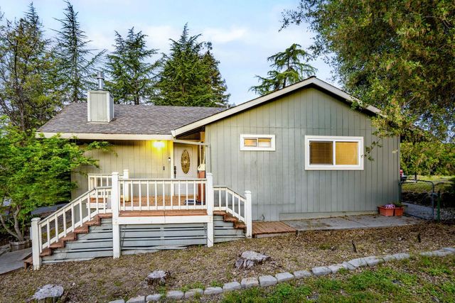 14931 Sun Forest Dr, Penn Valley, CA 95946