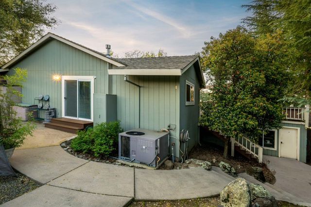 14931 Sun Forest Dr, Penn Valley, CA 95946