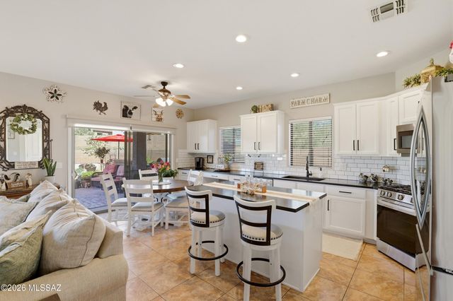 17623 S Green Willow Place, Vail, AZ 85641