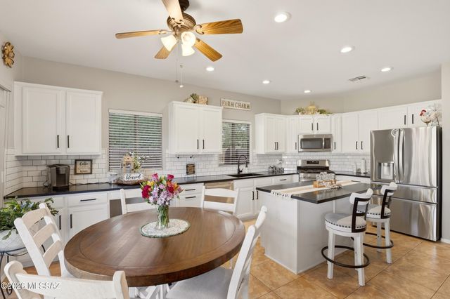 17623 S Green Willow Place, Vail, AZ 85641