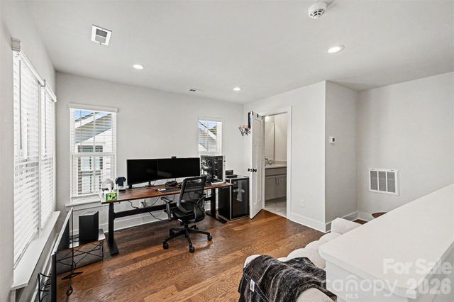 2305 Rozzelles Ferry Road, Charlotte, NC 28208
