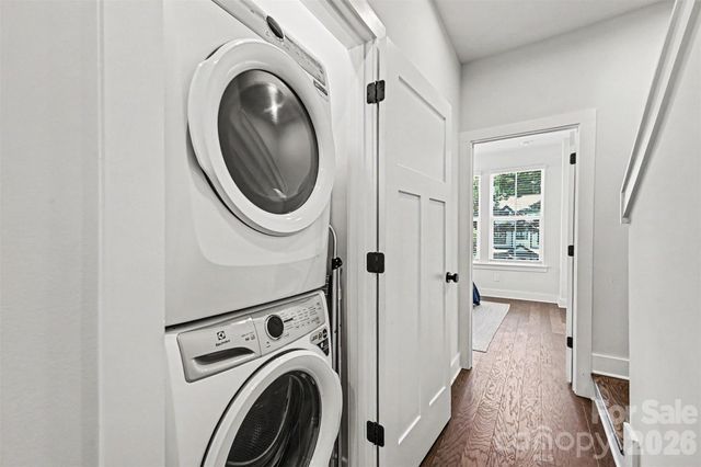 2305 Rozzelles Ferry Road, Charlotte, NC 28208