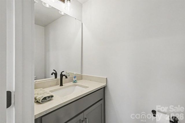2305 Rozzelles Ferry Road, Charlotte, NC 28208