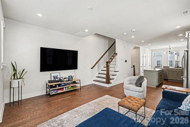 2305 Rozzelles Ferry Road, Charlotte, NC 28208