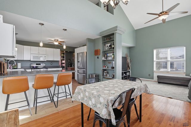 612 KATHRYN AVE, Rapid City, SD 57701