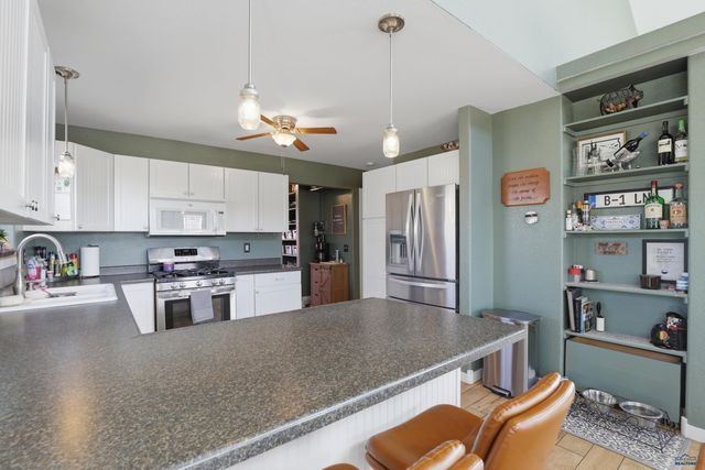 612 KATHRYN AVE, Rapid City, SD 57701