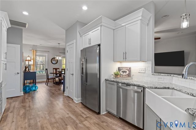 6231 Baileys Ridge Dr, New Kent, VA 23140