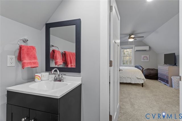 6231 Baileys Ridge Dr, New Kent, VA 23140