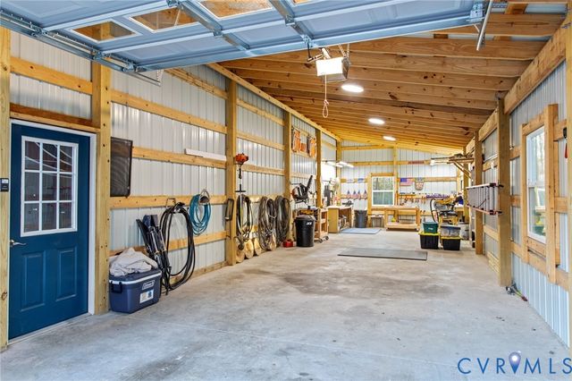 6231 Baileys Ridge Dr, New Kent, VA 23140