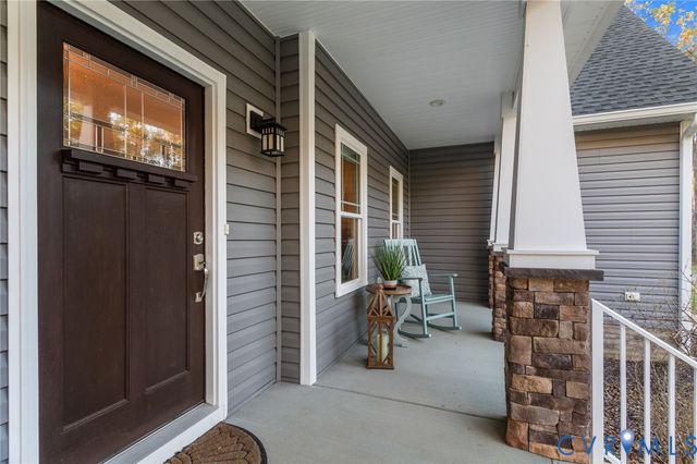 6231 Baileys Ridge Dr, New Kent, VA 23140