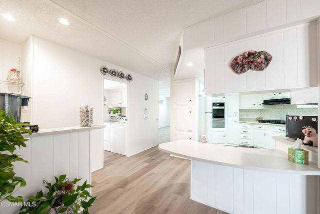 51 Saint Charles Court 51, Newbury Park, CA 91320