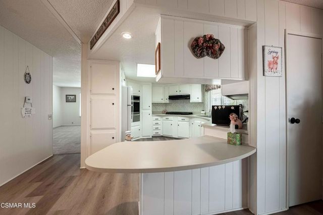 51 Saint Charles Court 51, Newbury Park, CA 91320