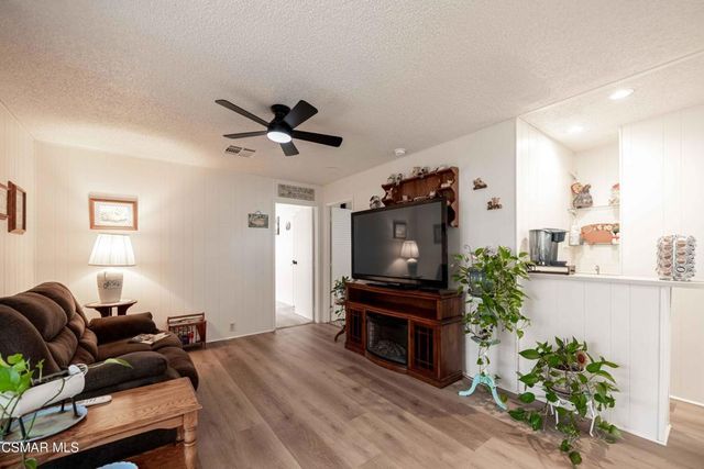 51 Saint Charles Court 51, Newbury Park, CA 91320