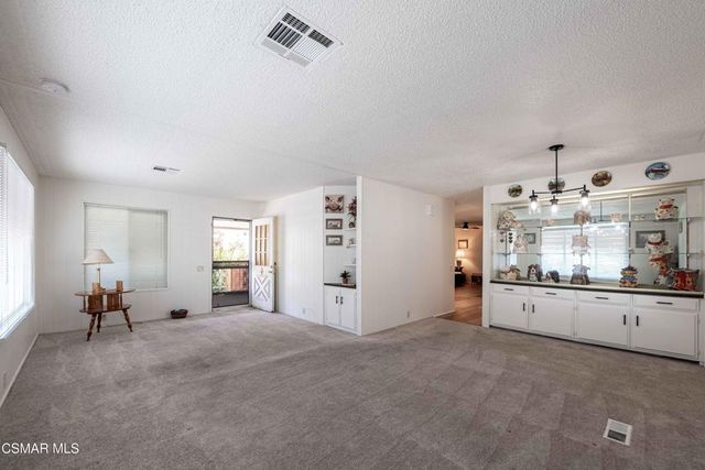 51 Saint Charles Court 51, Newbury Park, CA 91320