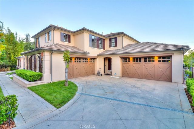 725 Carriage House, Arcadia, CA 91006