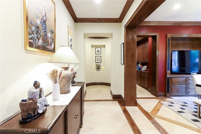 725 Carriage House, Arcadia, CA 91006