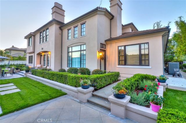 725 Carriage House, Arcadia, CA 91006