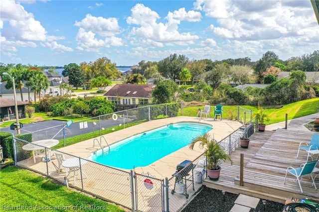 15 Charlton Drive, Lake Placid, FL 33852